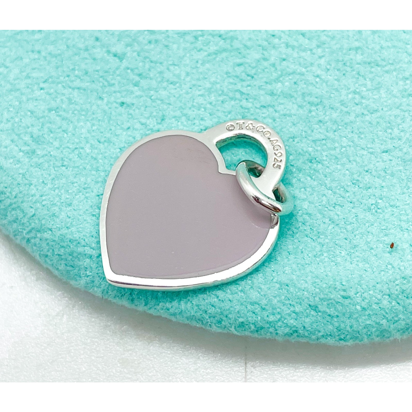 Tiffany & Co. Return To Tiffany Small Lilac Purple Enamel Heart Charm Pendant